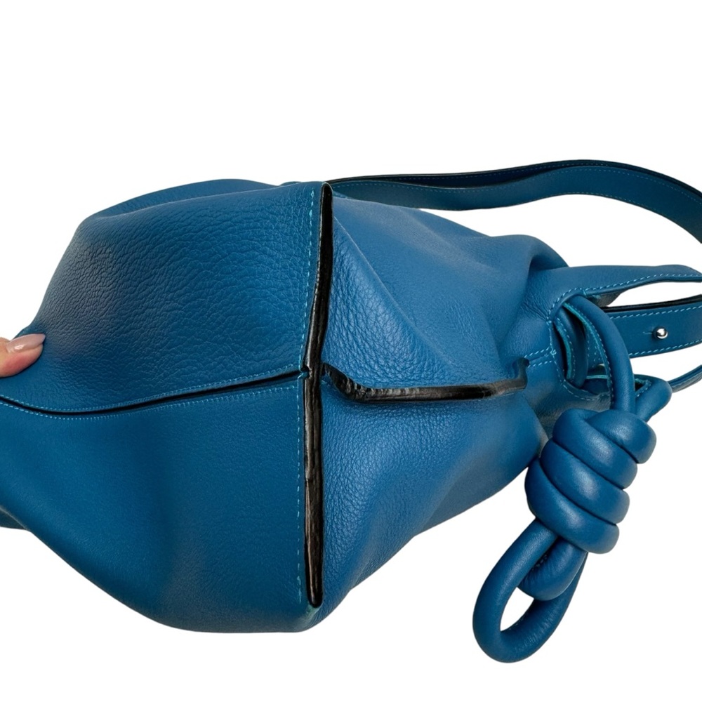 SOLD!! Loewe Blue Medium Flamenco Shoulder/Crossbody Bag - Picture 4 of 16